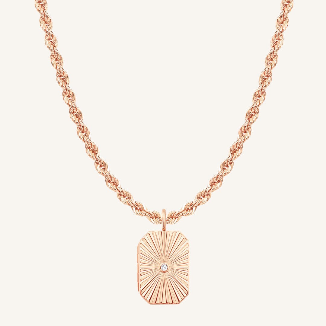 Amata Bevel Photo Locket Necklace
