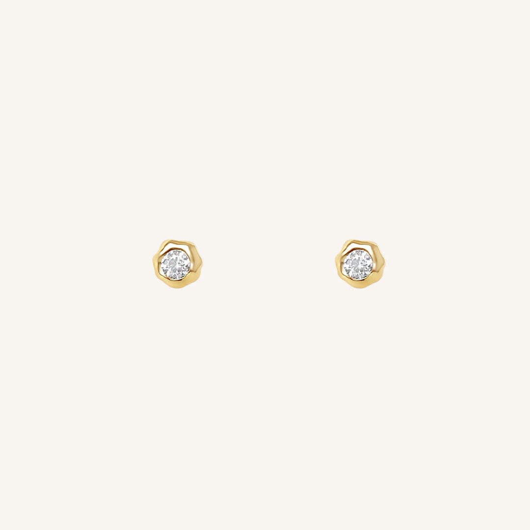 Gleam Studs