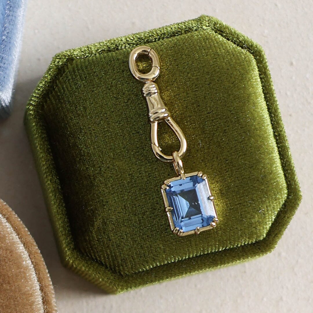 Isla Pendant