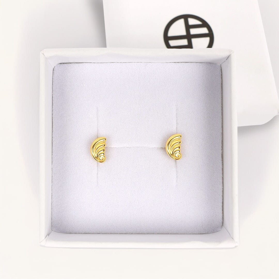 Shell Studs