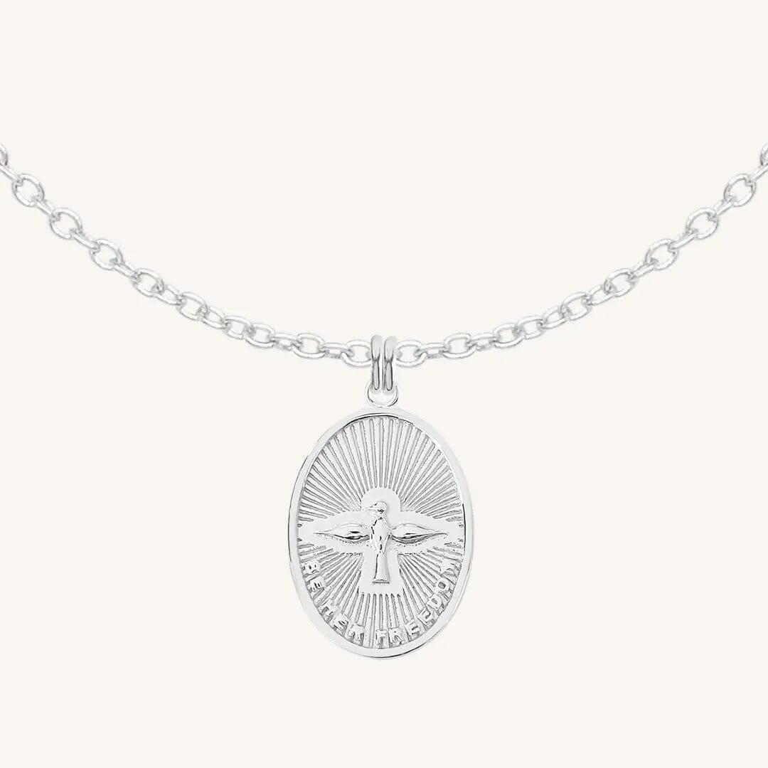 BeHers Medallion Necklace - BE_HERS_MEDALLION_NECKLACE_LARGE_PLAIN_SILVER_1_1f77ef5a-266f-41f4-8705-0ceaa5a51716.jpg