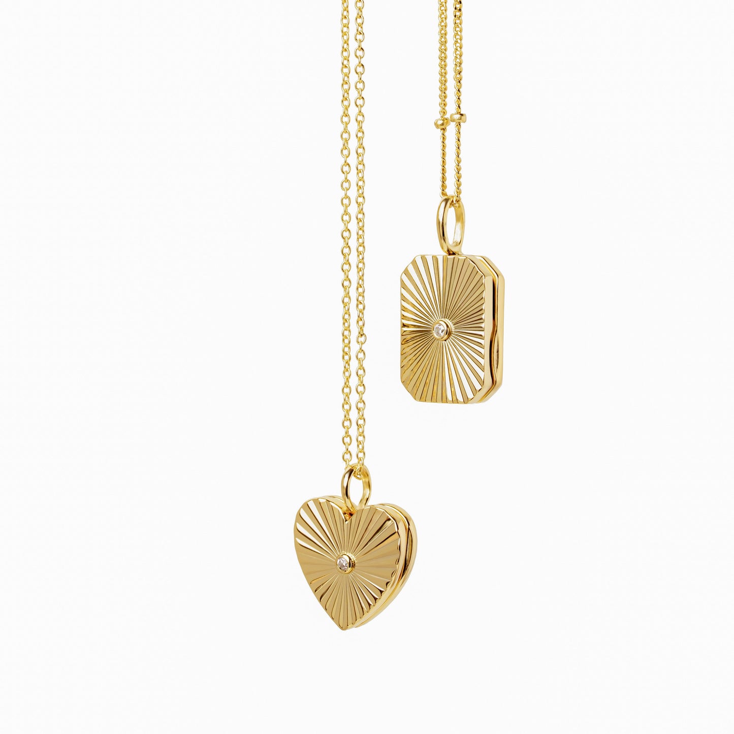 Amata Bevel Photo Locket Necklace