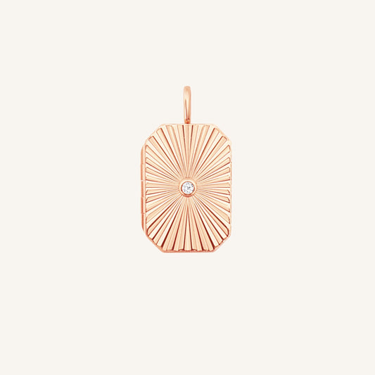 Amata Bevel Photo Locket