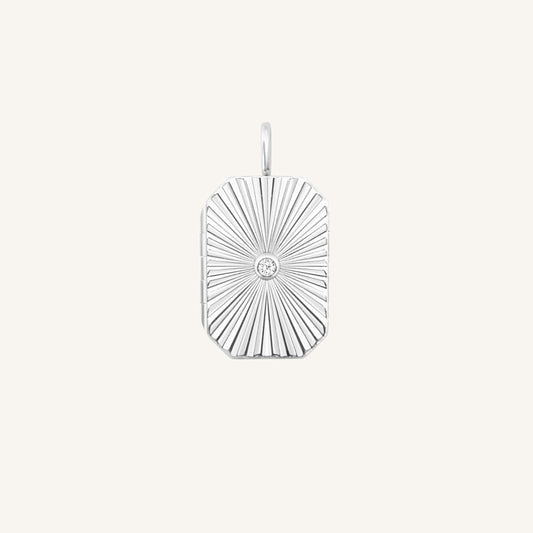 Amata Bevel Photo Locket