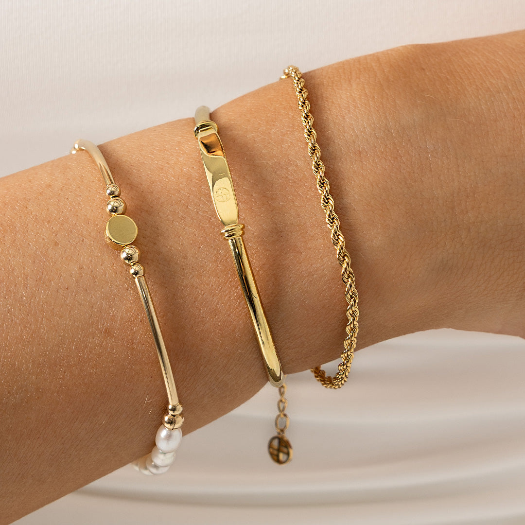 Etch Alpha Charm Pearl Bracelet