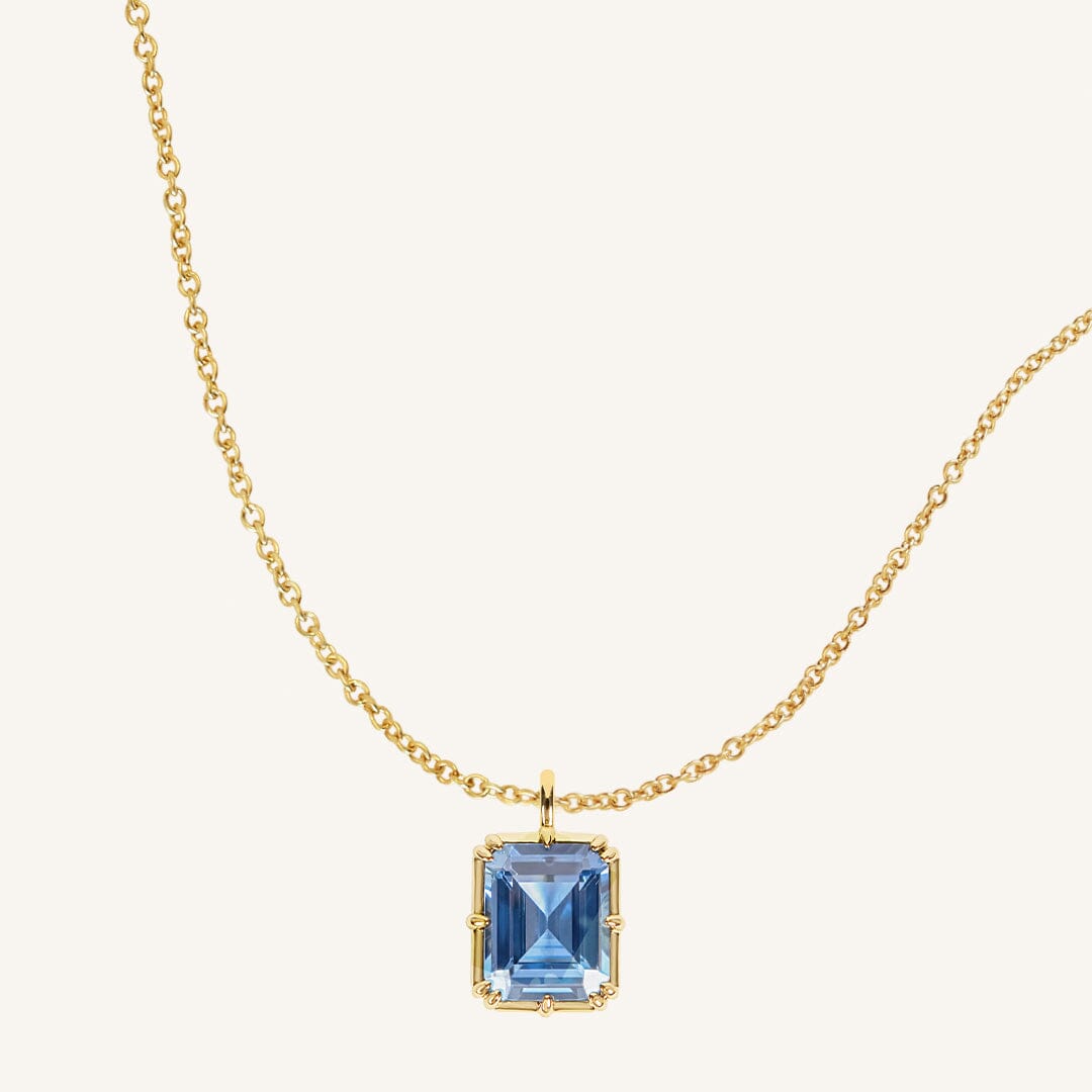 Isla Pendant Necklace