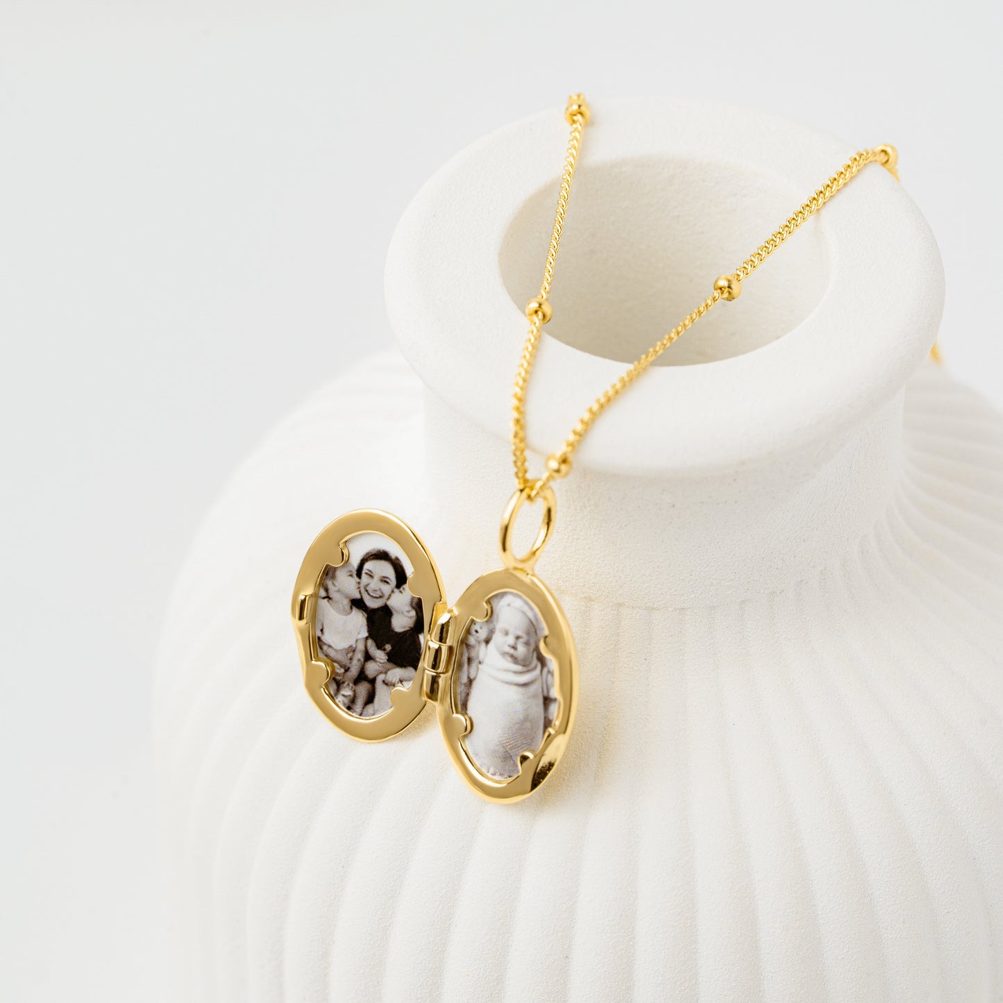 Oval Photo Locket