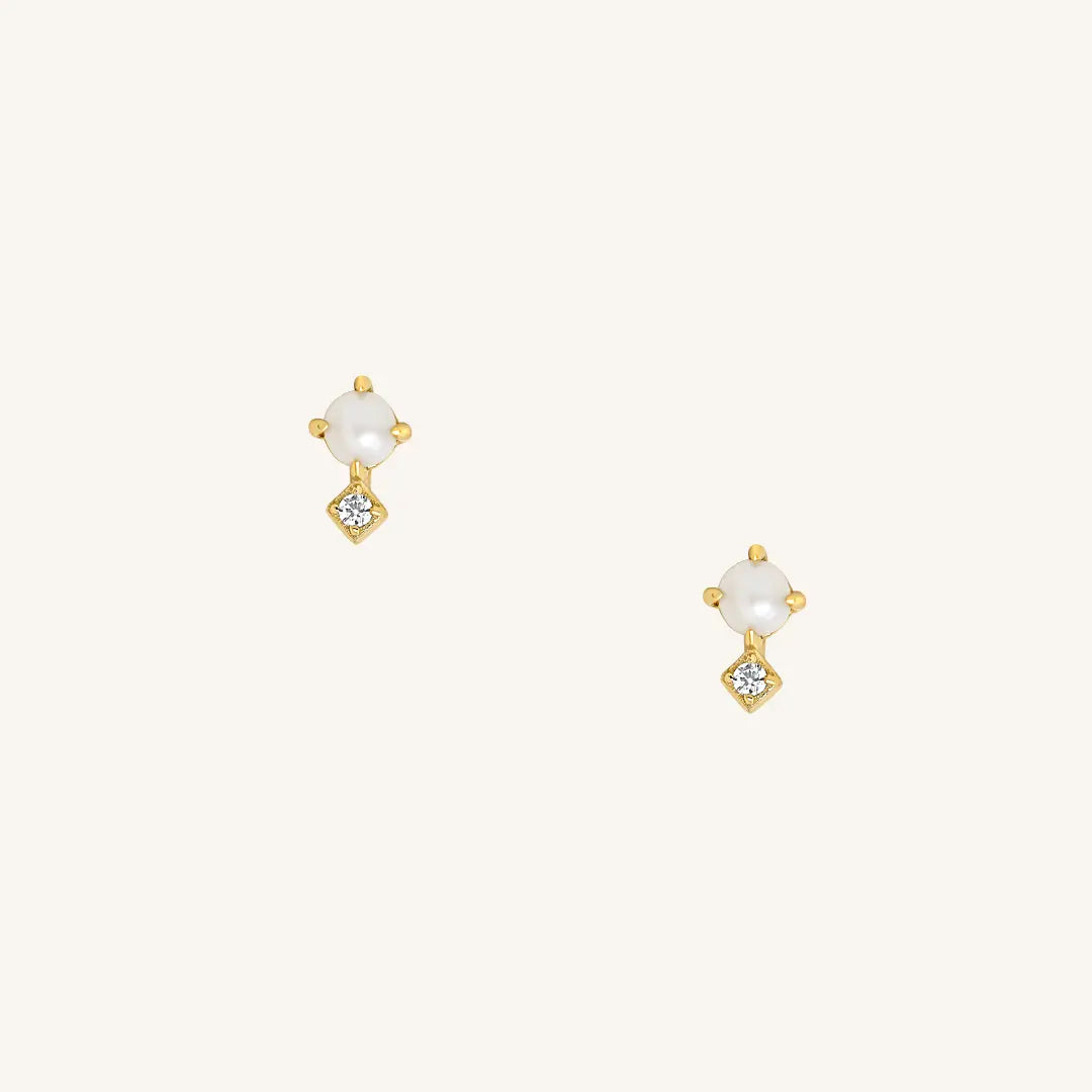The  GOLD  Voyage Pearl Studs by  Francesca Jewellery from the Earrings Collection.