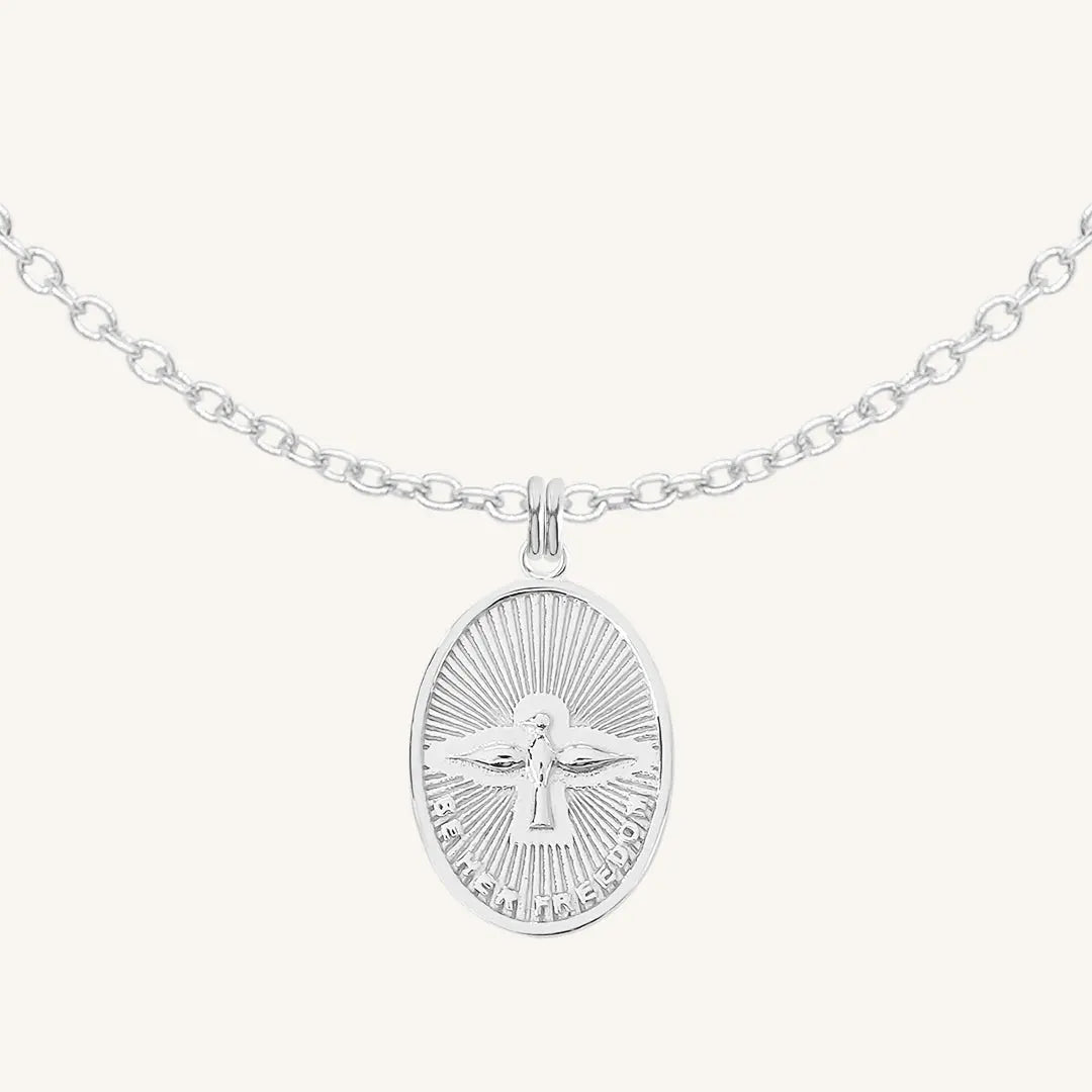  BeHers Medallion Necklace - BE_HERS_MEDALLION_NECKLACE_LARGE_PLAIN_SILVER_1_1f77ef5a-266f-41f4-8705-0ceaa5a51716.jpg